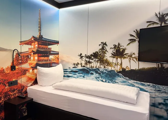 Lif By Wmm Hotel *